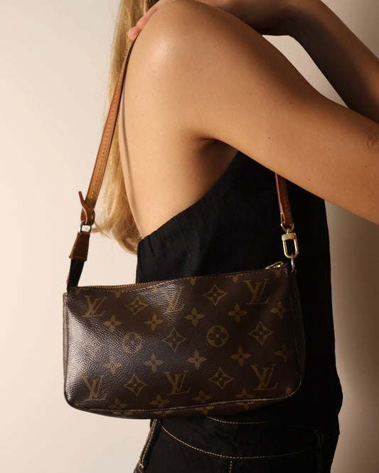 Louis Vuitton Pochette Accessoires Monogram Canvas