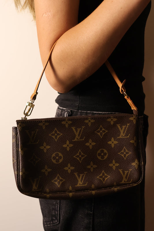 Louis Vuitton Pochette Accessoires - Vintage