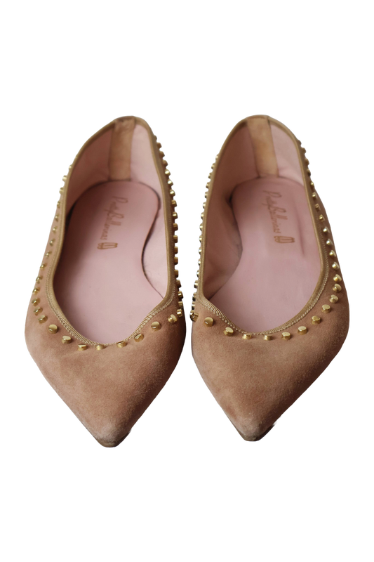 Pretty Ballerinas Beige Pointed Ballet flats