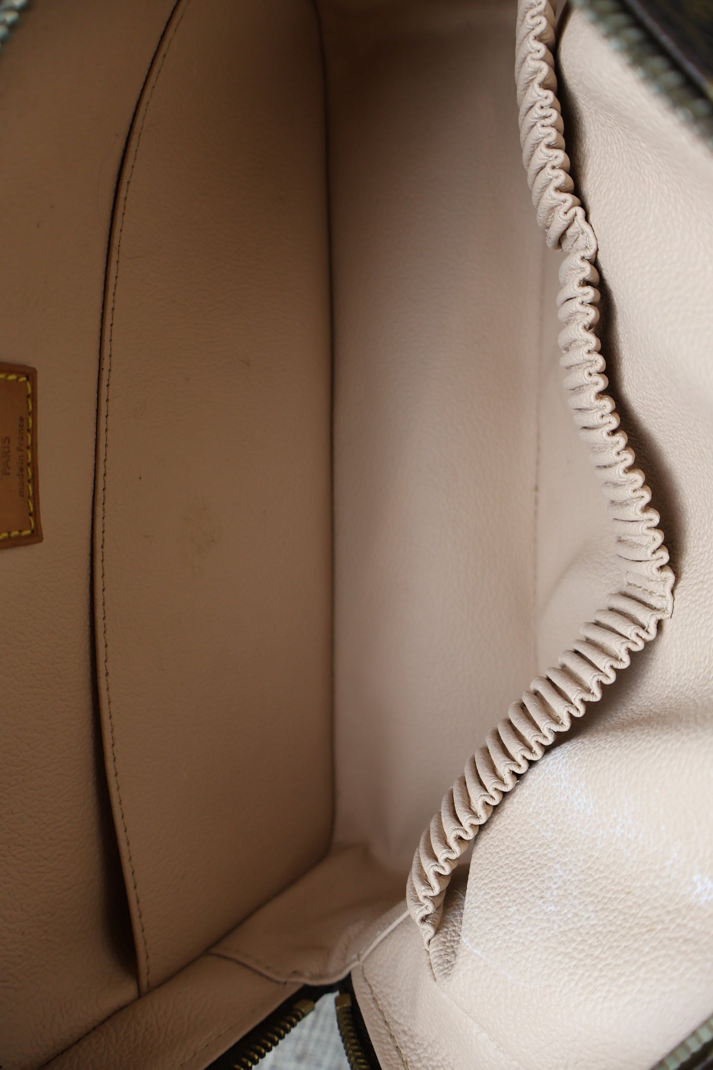 Louis Vuitton Trousse Toilette 28