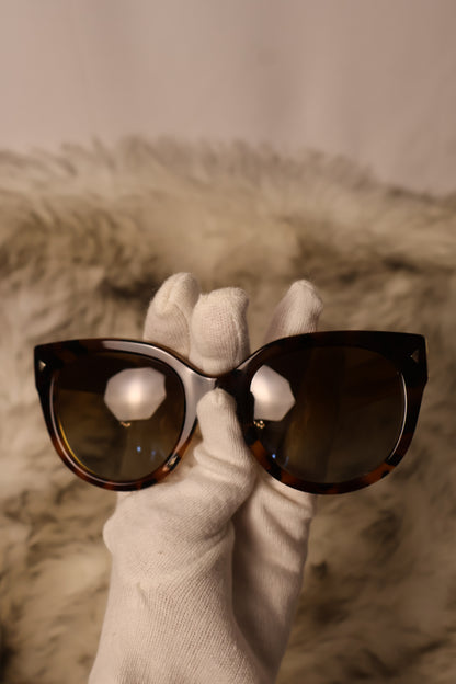 Prada SPR 17O Sunglasses – Havana Brown Gradient