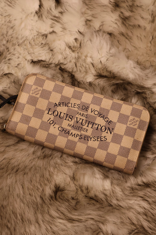 Louis Vuitton Articles de Voyage Insolite Wallet
