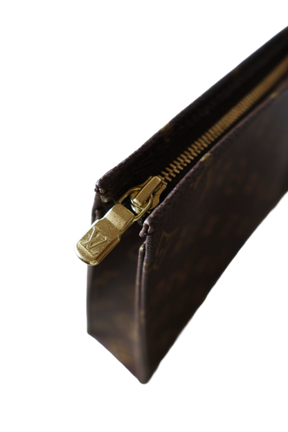 Louis Vuitton Poche Toilette