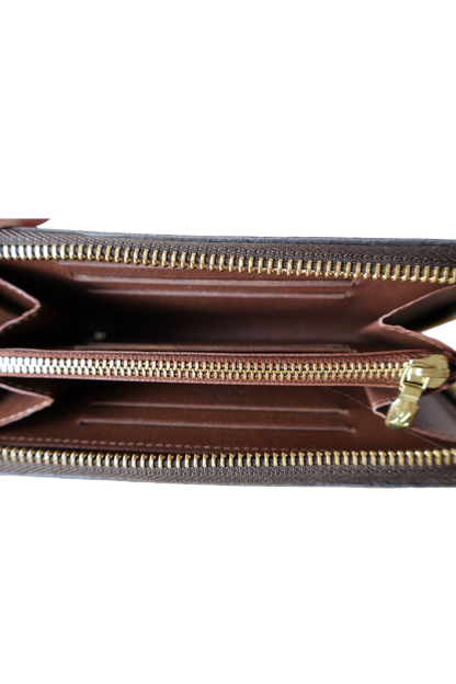 Louis Vuitton Zippy Wallet
