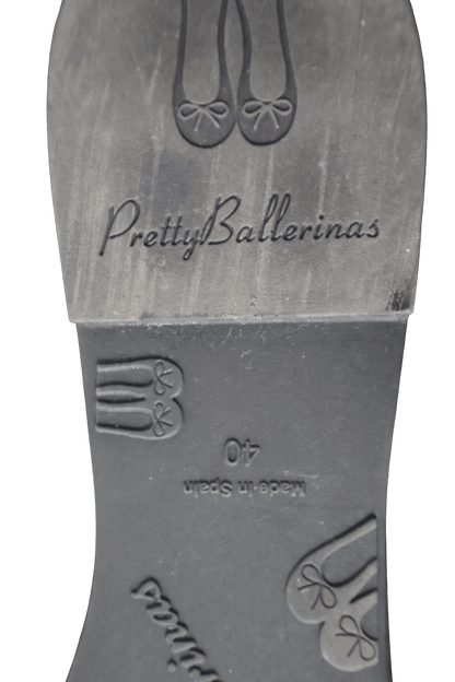 Pretty Ballerinas Lace-Up Pointed Ballet Flats