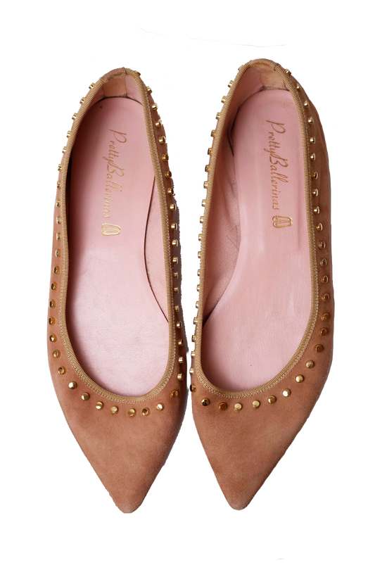 Pretty Ballerinas Beige Pointed Ballet flats