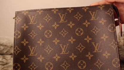 Louis Vuitton Poche Toilette