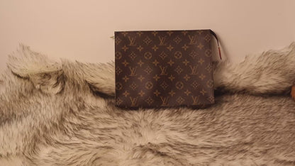 Louis Vuitton Poche Toilette NM