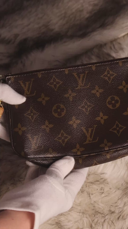 Louis Vuitton Pochette Accessoires Monogram Canvas
